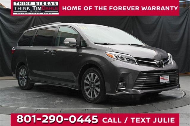 2018 Toyota Sienna XLE