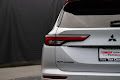 2024 Mitsubishi Outlander PHEV SE