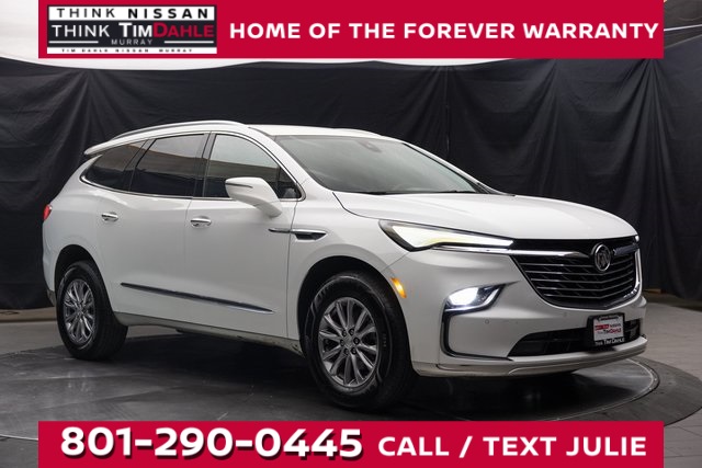 2022 Buick Enclave Essence