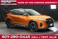 2022 Nissan Kicks SR