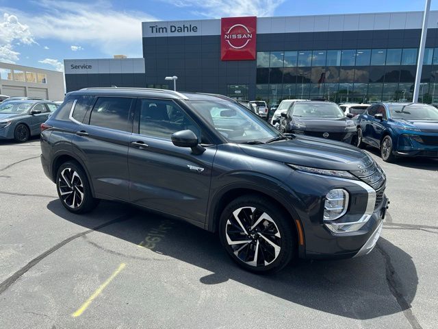 2024 Mitsubishi Outlander PHEV SEL