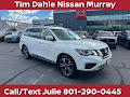 2017 Nissan Pathfinder Platinum